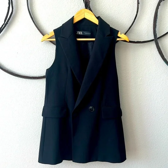 Zara Vest - Picture 1 of 3